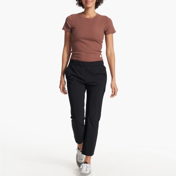 Vuori Women’s Miles Ankle Pant Black NWT - Picture 4 of 6